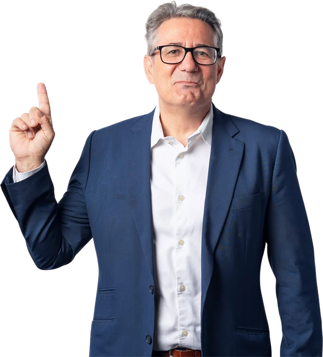Wolfgang Briem mit erhobenem Zeigefinger